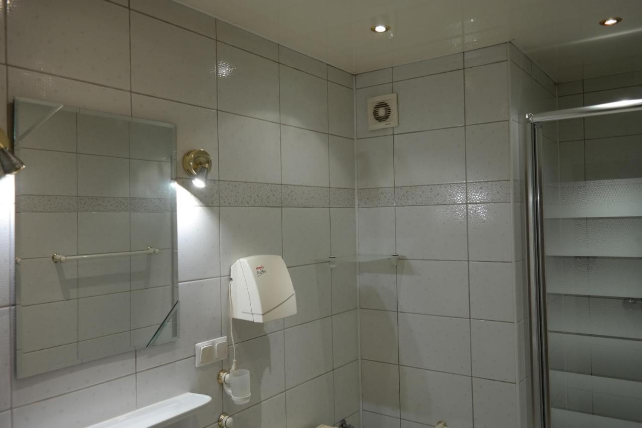 Villamirage Tarnowskie Góry 外观 照片