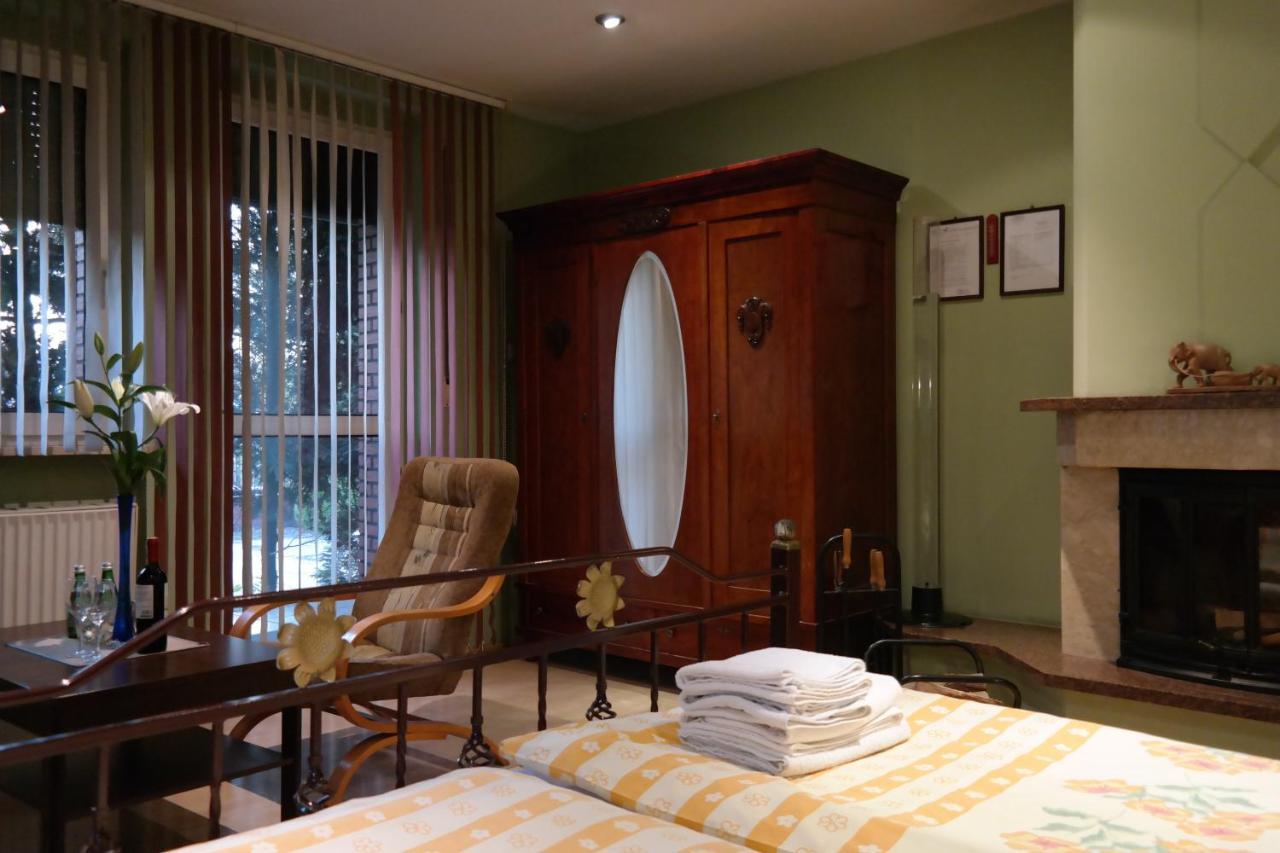Villamirage Tarnowskie Góry 外观 照片