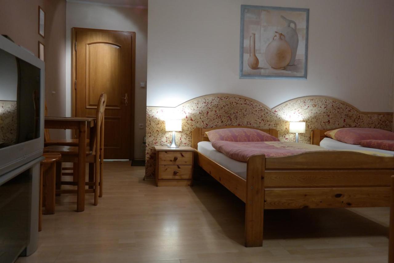 Villamirage Tarnowskie Góry 外观 照片
